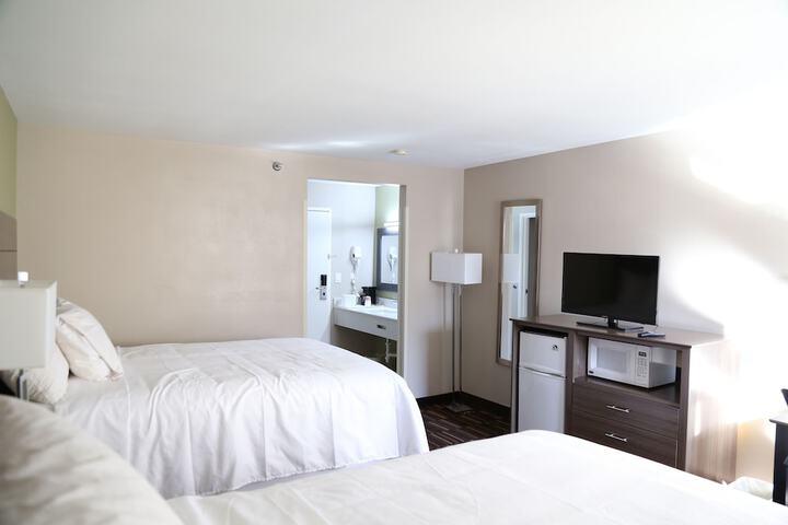 Room 45 of 69