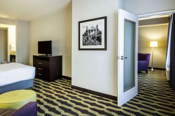 Room 41 of 58