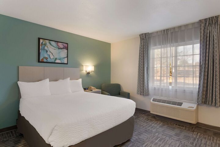 Room 17 of 25