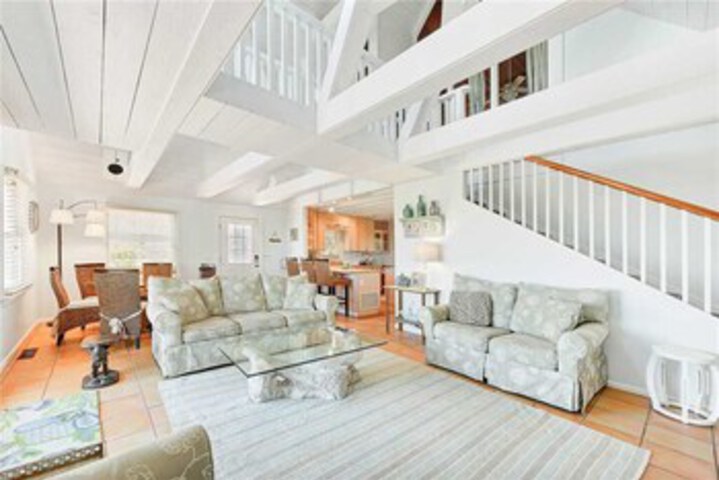 Going Coastal Beach House Four Bedroom Home