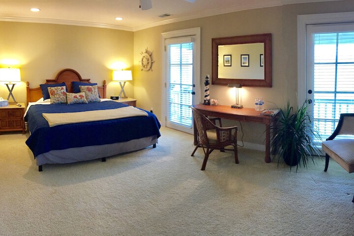 Room 34 of 91