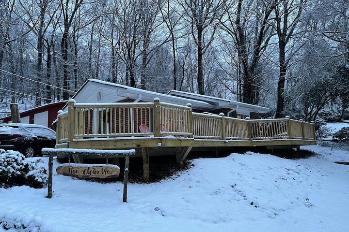 Mountain Aire Cottages Inn & Glamping