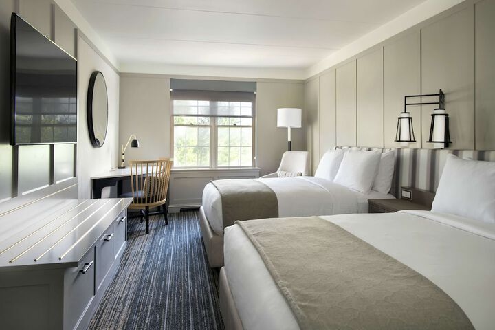 Room 15 of 49
