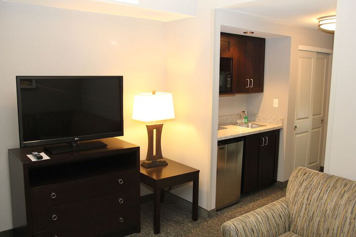 Room 40 of 103