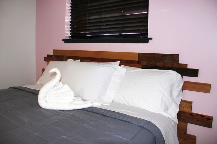 Room 192 of 223