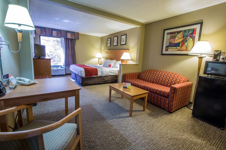 Room 16 of 32