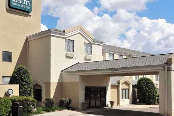Hotel 5 of 28