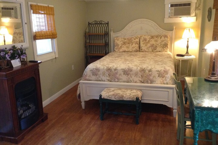 Island Guest House B & B
