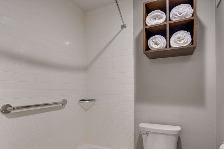 Room 19 of 23