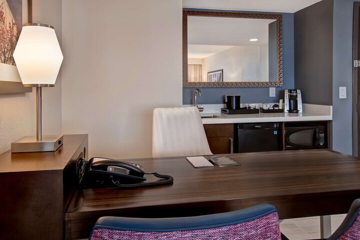 Room 43 of 89