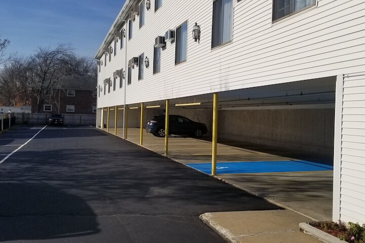 Hotel 5 of 49