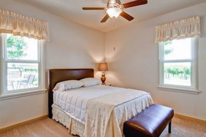 Vina Robles Guest 4 Br Home by RedAwning