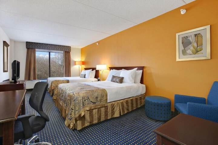 Room 15 of 43
