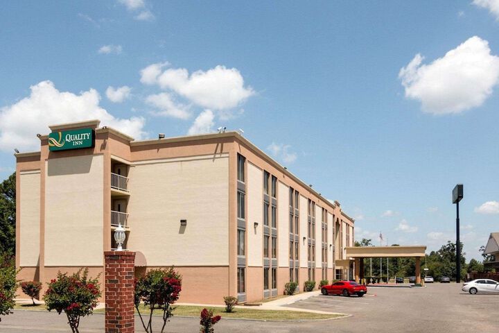 Hotel 3 of 31