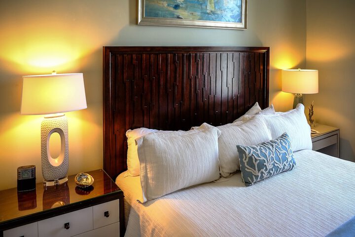 Olde Harbour Inn