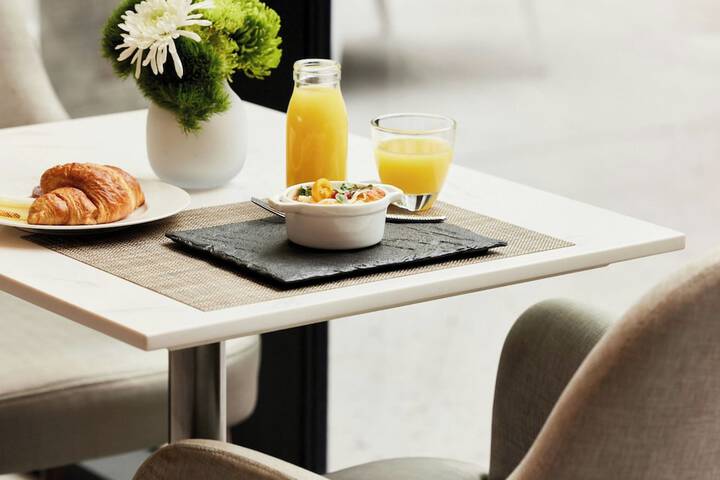Breakfast/Coffee Service 58 of 66