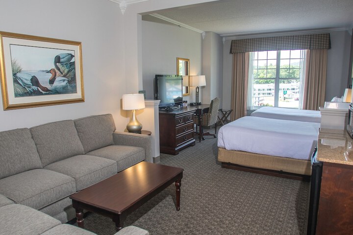 Fort William Henry Hotel and Conference Center