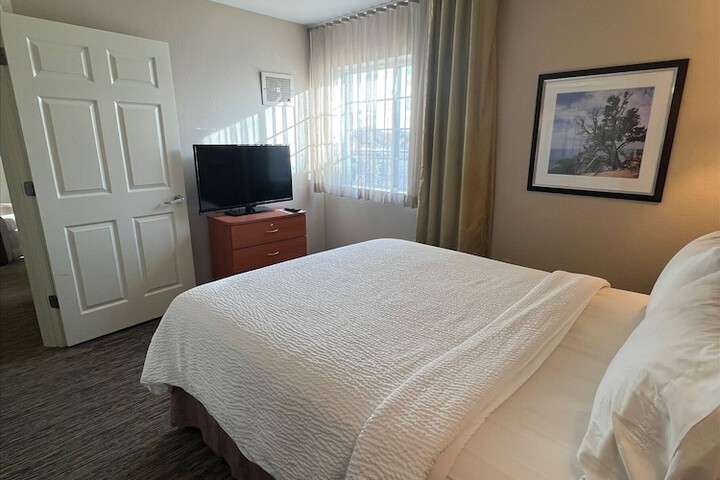 Candlewood Suites Wichita Falls at Maurine Street by IHG