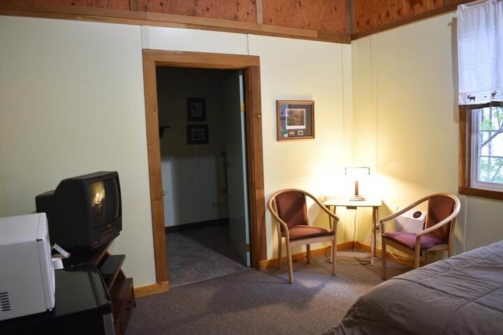 Room 32 of 56