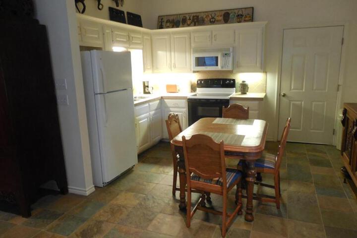 Dogwood Springs Lodgings