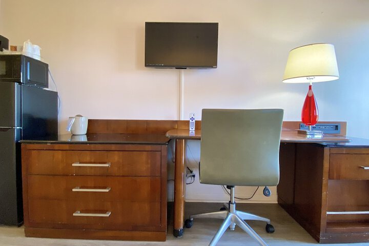 Room 14 of 41