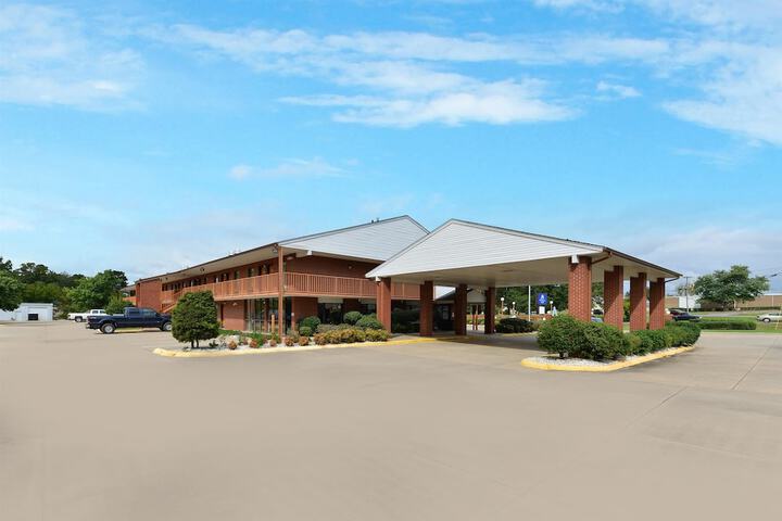 Americas Best Value Inn & Suites Sheridan
