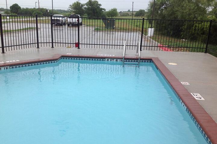 Pool 2 of 40