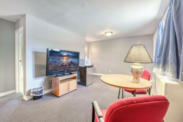 Room 22 of 72
