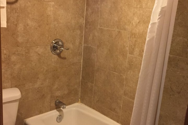 Room 21 of 24