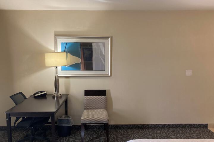Room 18 of 33