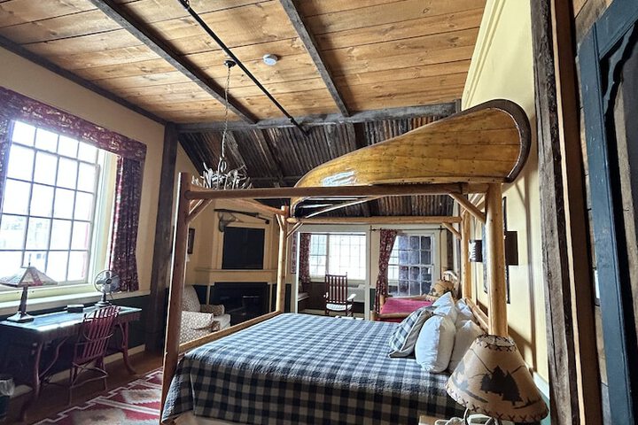 Room 71 of 260