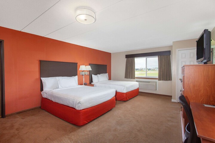 Room 18 of 25
