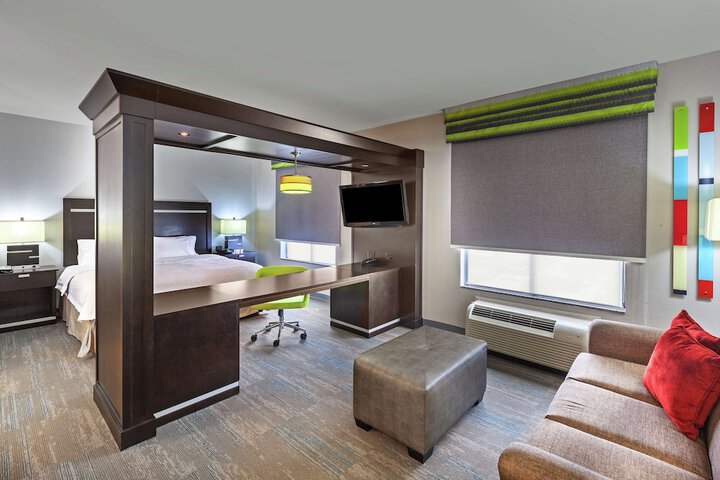 Room 22 of 32
