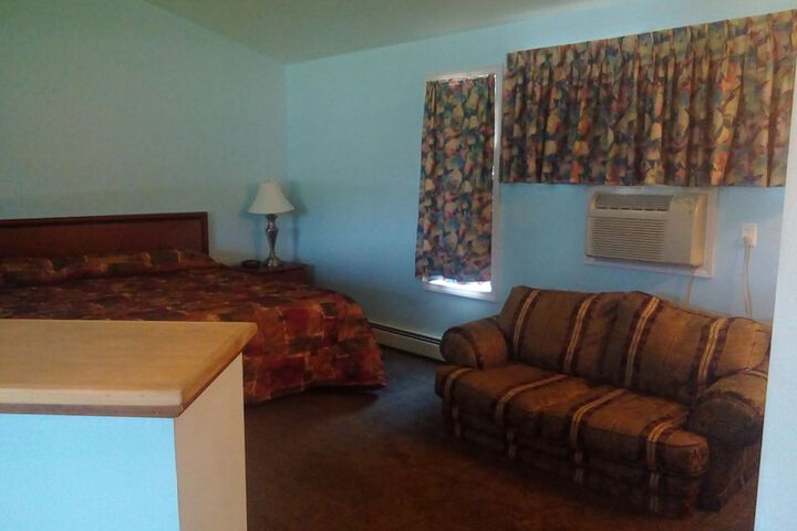 Room 24 of 26