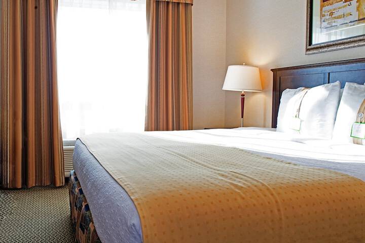Room 22 of 40