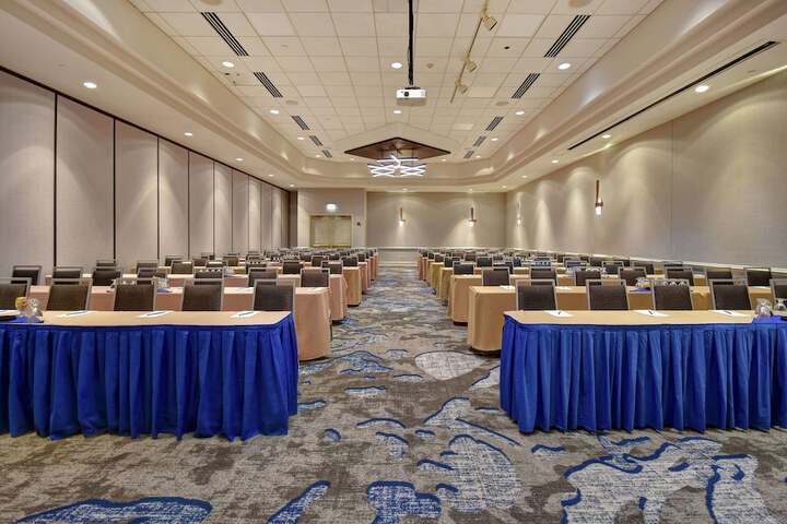 Embassy Suites Charleston