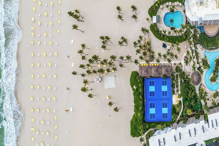 Lago Mar Beach Resort & Club