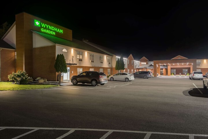 Wyndham Garden Galena Hotel & Day Spa