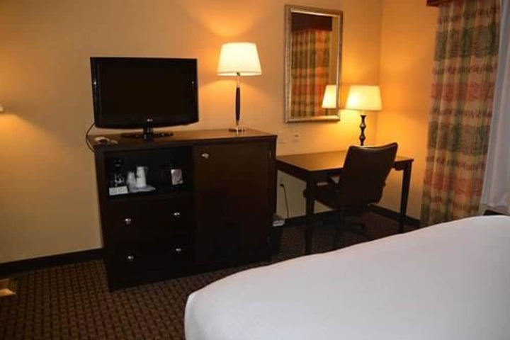 Room 19 of 25