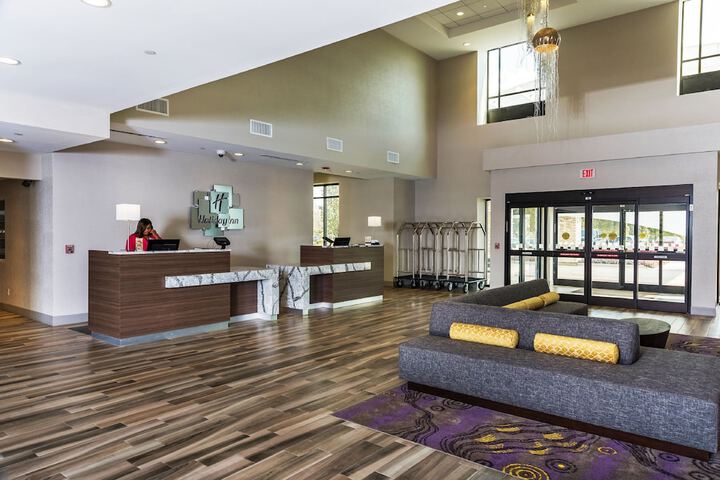 Hotel 5 of 30
