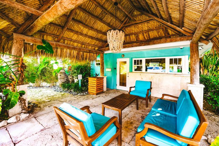 Tropical Breeze Resort