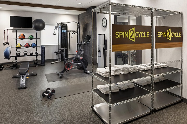 Home2 Suites by Hilton Roseville Minneapolis