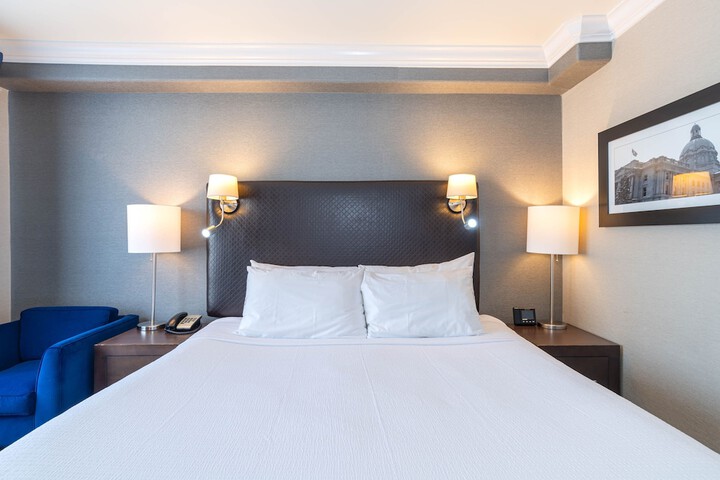 Room 29 of 60