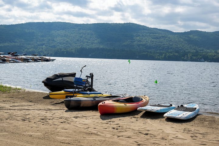 Scottys Lakeside Resort