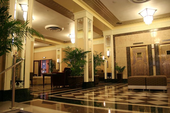 Hotel 4 of 75