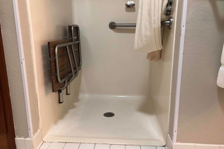 Room 50 of 78