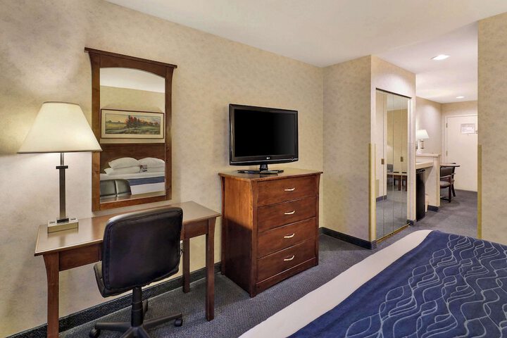 Room 45 of 83