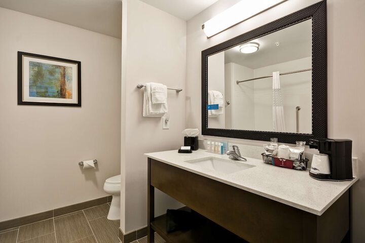 Room 20 of 39