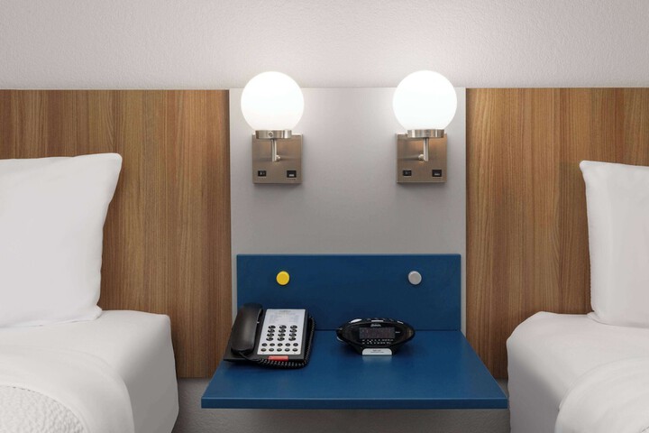 Room 26 of 28