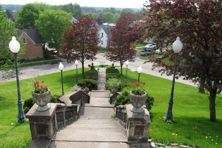 Property Grounds 59 of 61
